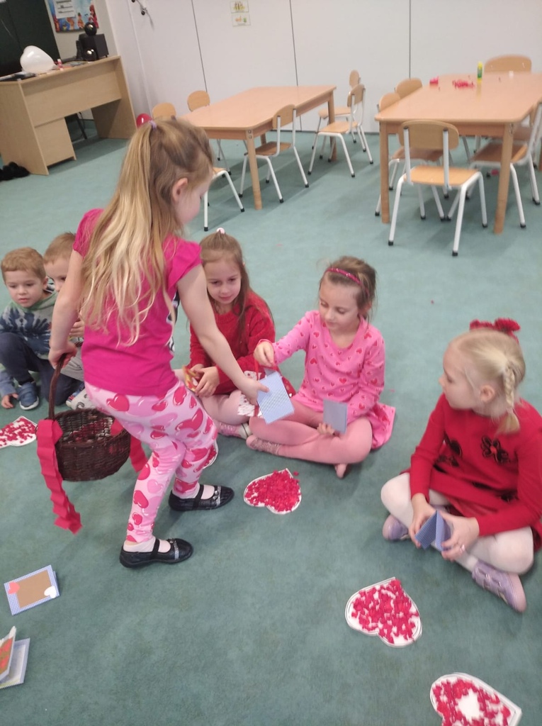 1739526910185_Easy-Resize.com