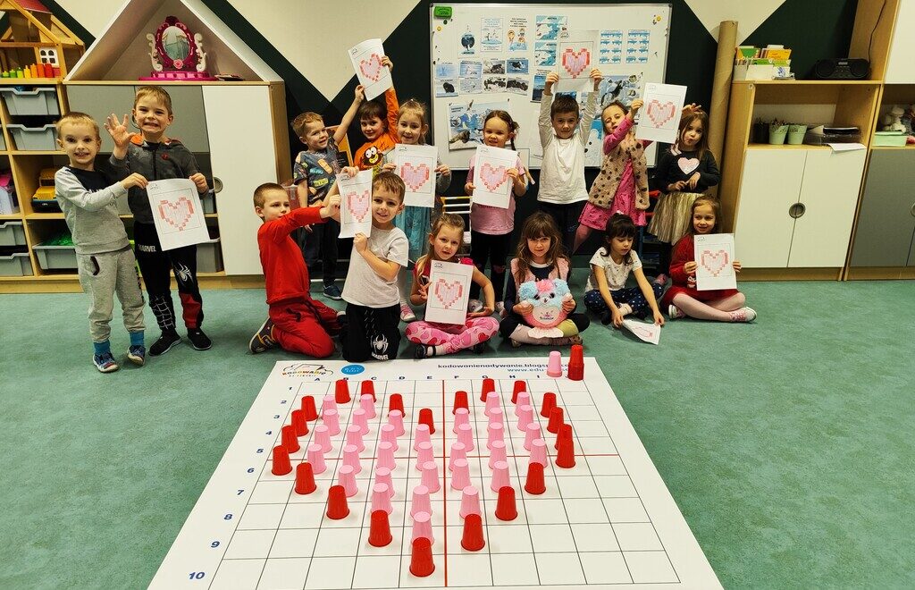 1739545599483_Easy-Resize.com