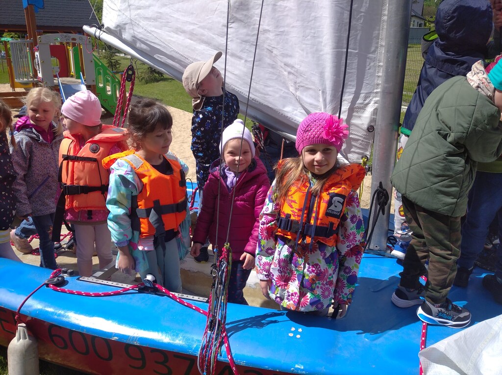 1747075926463_Easy-Resize.com